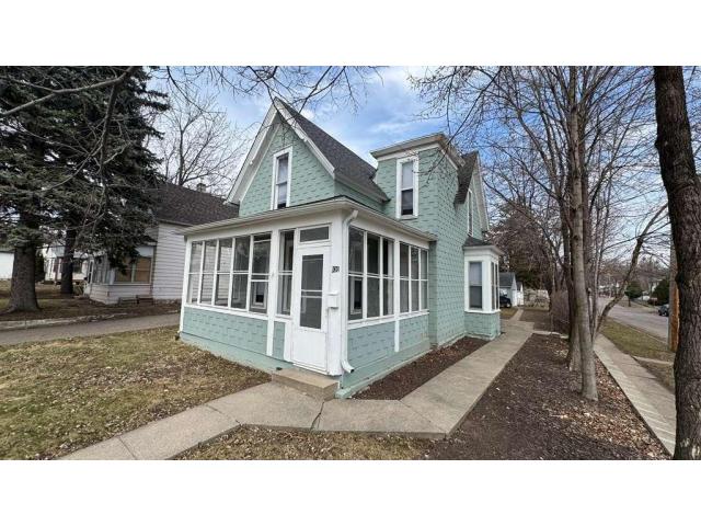 936 Duchess Street Saint Paul MN 55106 - MLS# 7038202