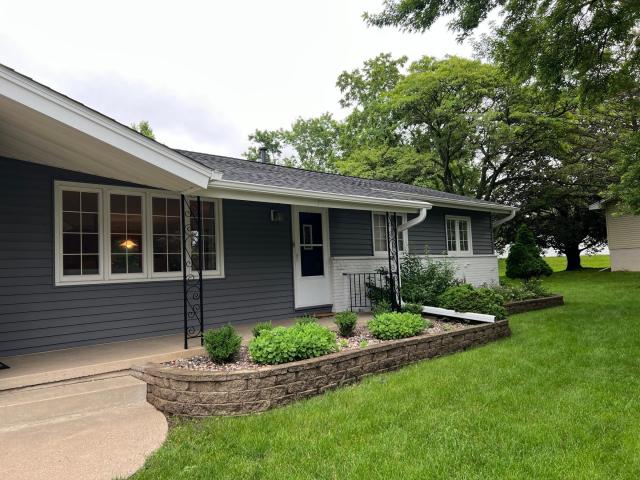 5600 Lindsay Street Minneapolis MN 55422 - MLS# 7038247