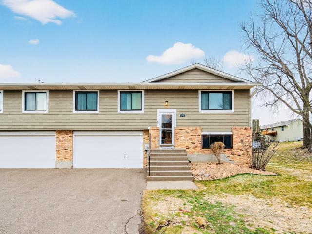 1272 Ferndale Street N Saint Paul MN 55119 - MLS# 7038555