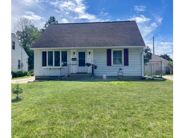 1417 12th Avenue NE Rochester MN 55906 - MLS# 7038718