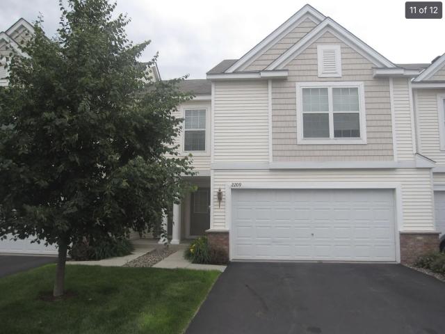 2209 St Johns Place Woodbury MN 55129 - MLS# 7039209