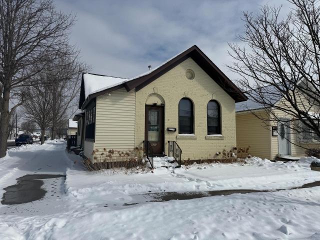 850 E 4th Street Winona MN 55987 - MLS# 7039335