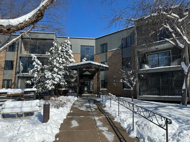 10 Windsor Court Unit 203 Saint Paul MN 55112 - MLS# 7039782