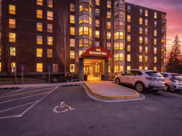 1425 W 28th Street Unit 523 Minneapolis MN 55408 - MLS# 7040559