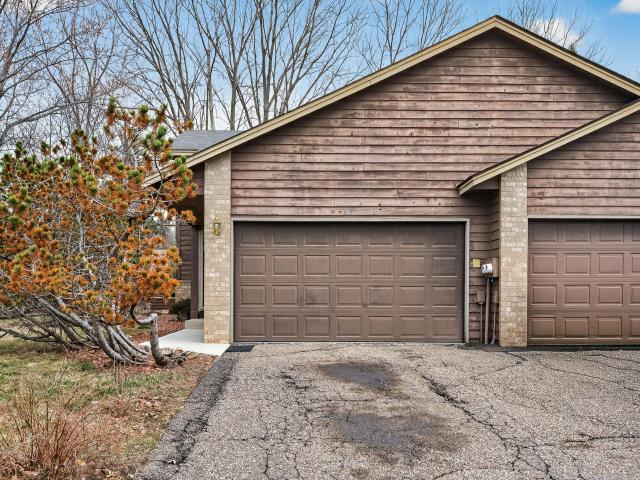 2199 Hallmark Avenue N Oakdale MN 55128 - MLS# 7040661