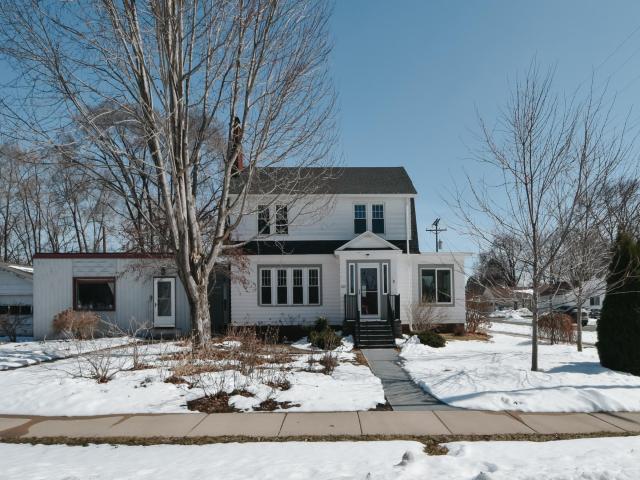 621 1st Avenue SE Pine Island MN 55963 - MLS# 7040860