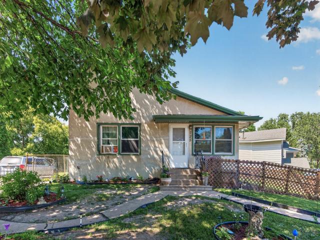725 California Avenue E Saint Paul MN 55106 - MLS# 7040882