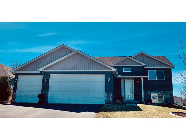 1108 Olivia Street SE New Prague MN 56071 - MLS# 7040886