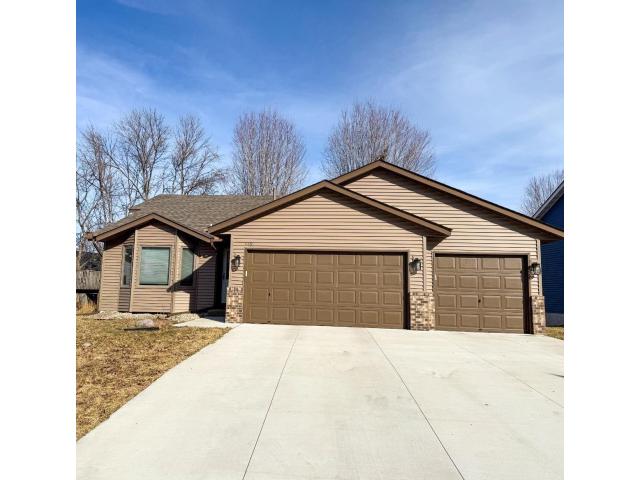 4453 Helena Road N Saint Paul MN 55128 - MLS# 7041259