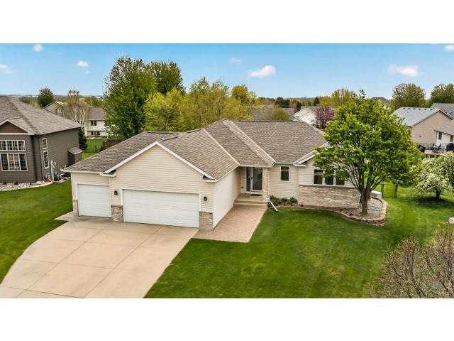 2567 Boulder Ridge Drive NW Rochester MN 55901 - MLS# 7041357