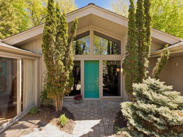 4785 Bayswater Road Excelsior MN 55331 - MLS# 7041586
