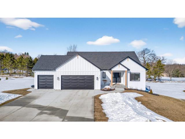 2101 21st Avenue NE Kasson MN 55944 - MLS# 7041634