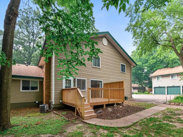2772 Upland Lane N Plymouth MN 55447 - MLS# 7041658