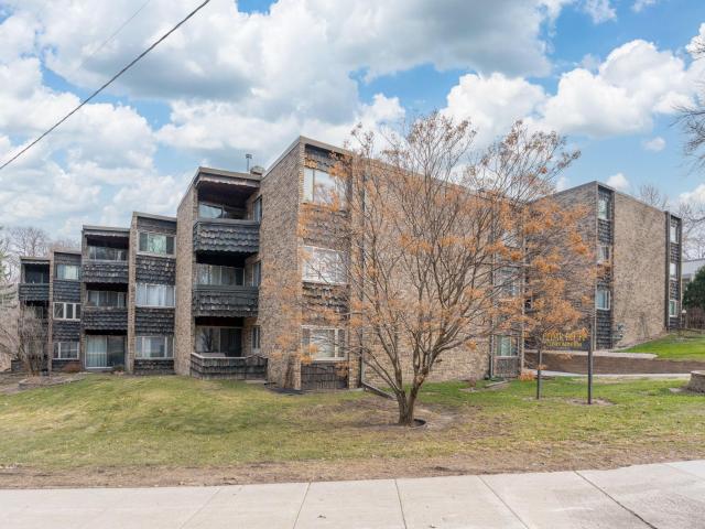 100 Cedar Street Unit 305 Mankato MN 56001 - MLS# 7041781