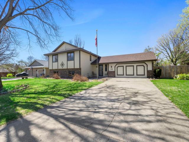 1286 Emerald Lane Shakopee MN 55379 - MLS# 7041905