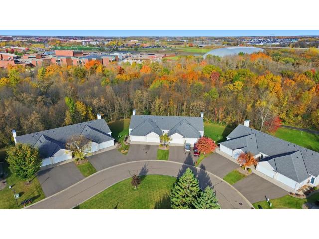 9821 Zinnia Lane N Maple Grove MN 55369 - MLS# 7041924