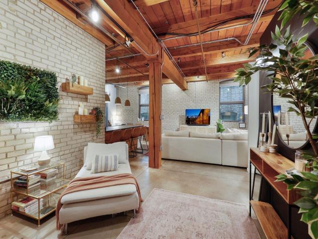 127 5th Street NE Unit G04 Minneapolis MN 55413 - MLS# 7041942