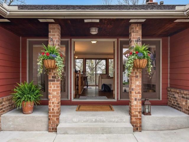 5740 Rosewood Lane N Minneapolis MN 55442 - MLS# 7042274