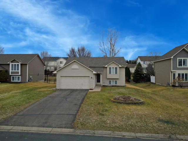 1976 Alden Avenue Shakopee MN 55379 - MLS# 7042324