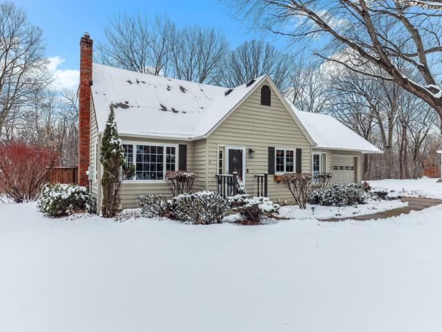 2657 Valley View Lane Saint Paul MN 55112 - MLS# 7042814