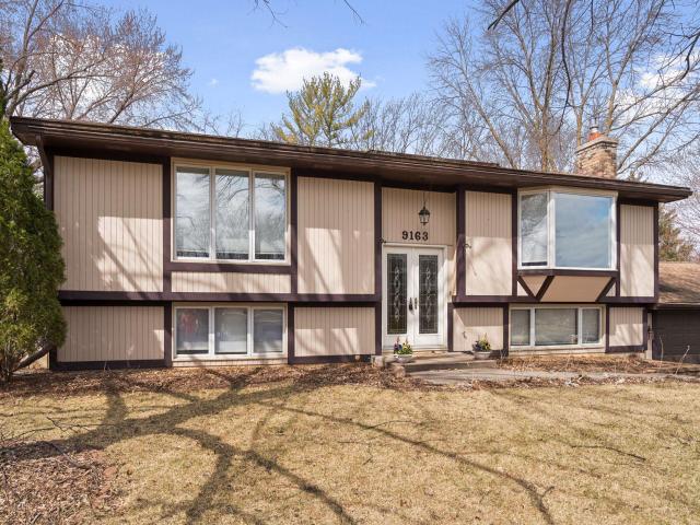 9163 Yucca Lane N Maple Grove MN 55369 - MLS# 7042890