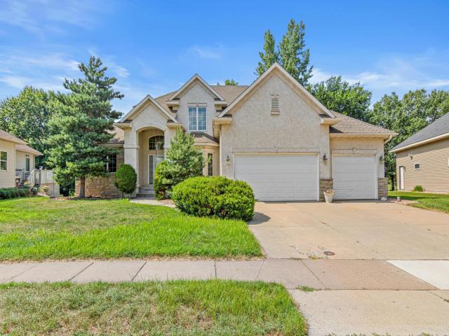 8304 9th Street N Saint Paul MN 55128
