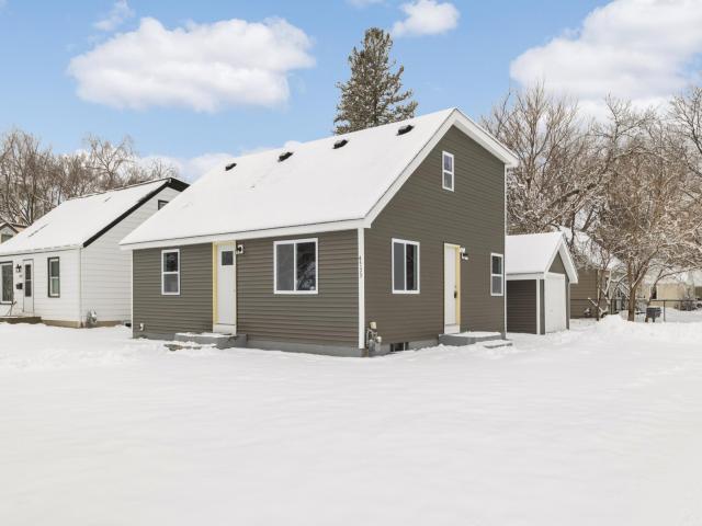 4533 Welcome Avenue N Minneapolis MN 55422 - MLS# 7043087