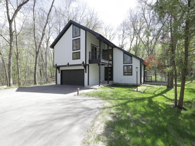 6145 Apple Road Excelsior MN 55331 - MLS# 7043151