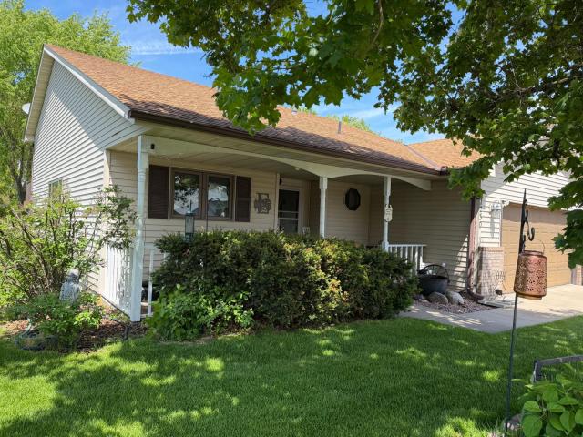 7230 38th Street N Saint Paul MN 55128 - MLS# 7043221