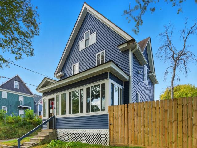 1815 Hillside Avenue N Minneapolis MN 55411 - MLS# 7043368