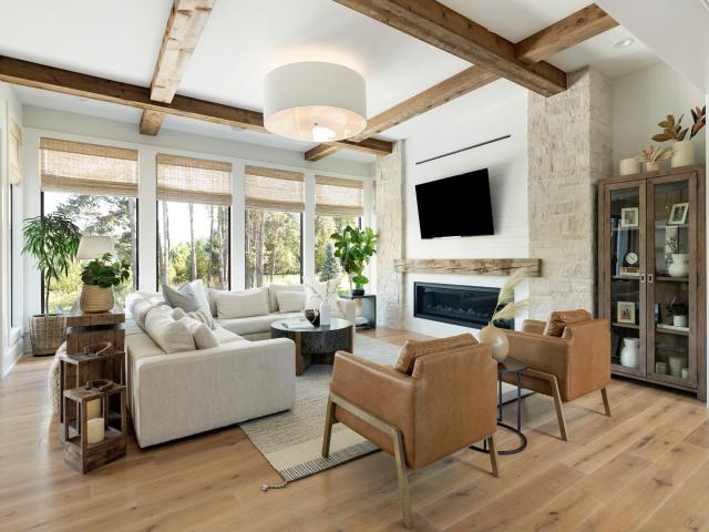 601 Fox Hill Drive Chanhassen MN 55317 - MLS# 7043781