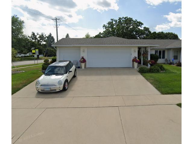 2104 McQuillan Ct SE Rochester MN 55904 - MLS# 7043847