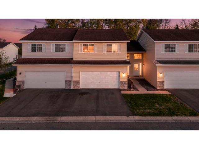 1076 Pine Street Farmington MN 55024 - MLS# 7043958