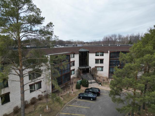 4710 58th Avenue N Unit 301 Minneapolis MN 55429 - MLS# 7043994