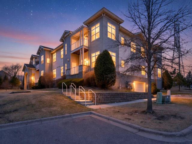 1244 County Road D E Unit 205 Maplewood MN 55109 - MLS# 7044040