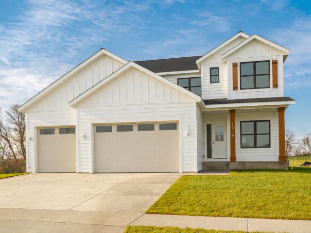 3435 Stonehedge Drive NE Rochester MN 55902 - MLS# 7044096