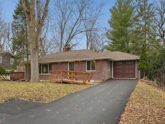 1425 Orkla Drive Golden Valley MN 55427 - MLS# 7045357