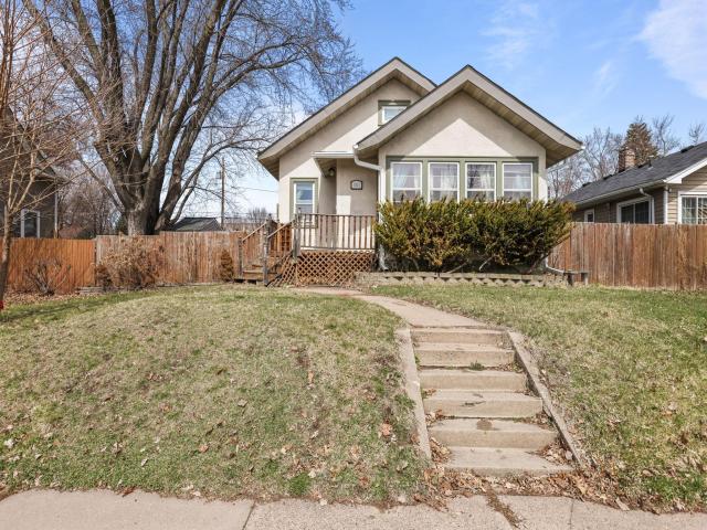 1821 Case Avenue E Saint Paul MN 55119 - MLS# 7045379