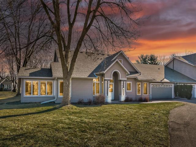 2562 Manitou Lane Saint Paul MN 55110 - MLS# 7045581