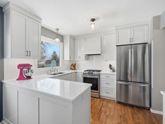 8671 Red Oak Drive Eden Prairie MN 55347 - MLS# 7045611