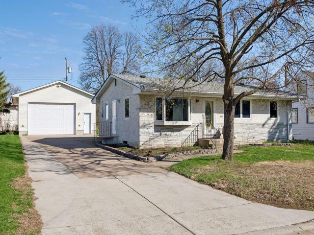 143 Horizon Circle NE Minneapolis MN 55421 - MLS# 7045724