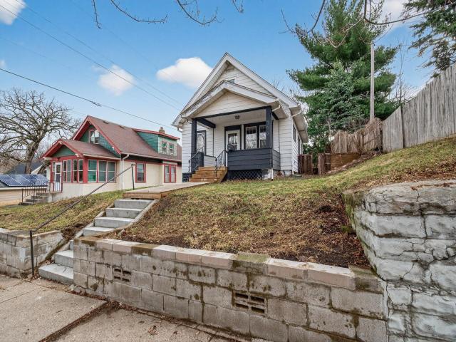 776 Wheeler Street N Saint Paul MN 55104 - MLS# 7045839