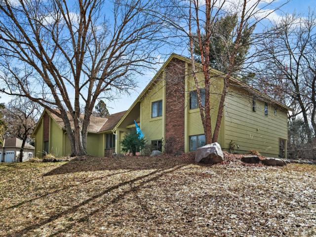 7780 139th Court Apple Valley MN 55124 - MLS# 7046011