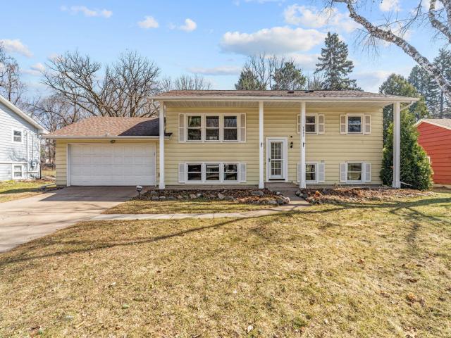 7993 Greenwood Drive Saint Paul MN 55112 - MLS# 7046094