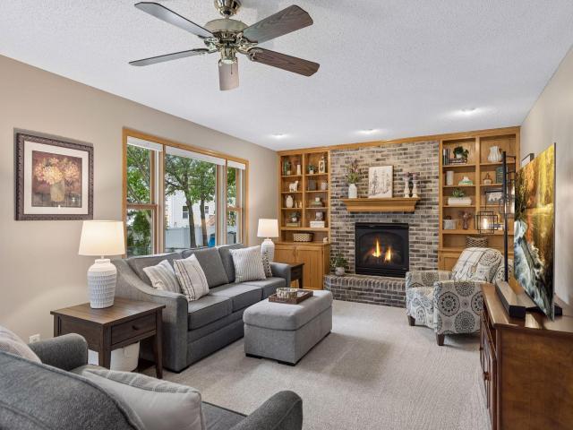 5933 Bayberry Drive Saint Paul MN 55110 - MLS# 7046098