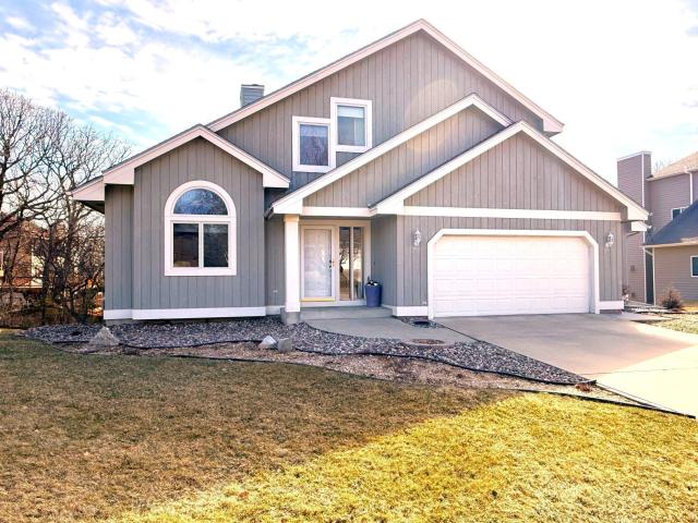 2235 Baihly Hills Drive SW Rochester MN 55902 - MLS# 7046241