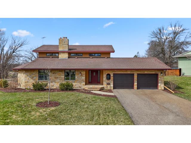 9134 Fox Run Circle Eden Prairie MN 55347 - MLS# 7046335
