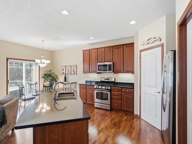 2156 Cedar Grove Trail Eagan MN 55122 - MLS# 7046375