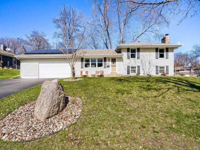 8605 Poplar Bridge Curve Bloomington MN 55437 - MLS# 7046415