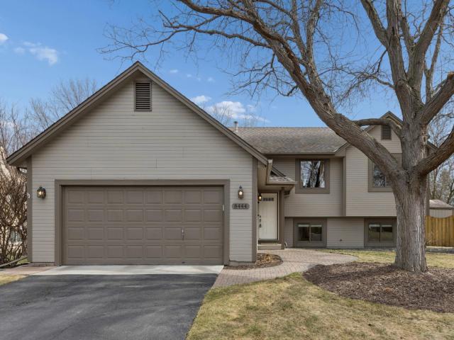 8444 Underwood Lane N Maple Grove MN 55369 - MLS# 7046664